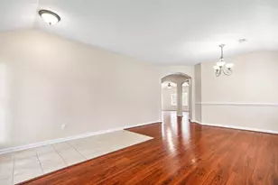 5402 Rosehaven Ct, Sugar Land, TX 77479 - Photo 4