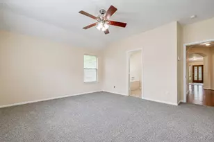 5402 Rosehaven Ct, Sugar Land, TX 77479 - Photo 10