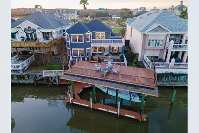 127 Port Street, San Leon, TX 77539 - Photo 4