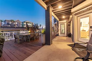 127 Port St, San Leon, TX 77539 - Photo 8