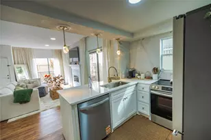 1829 Augusta Dr, Houston, TX 77057 - Photo 2