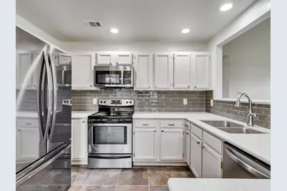423 Forest Hills Drive, League City, TX 77573 - Photo 22