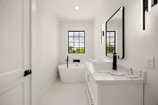 1714 Erin St, Houston, TX 77009 - Photo 32