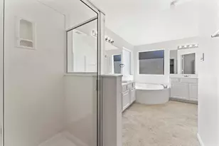 20326 Stone Lake Cir, Tomball, TX 77377 - Photo 16