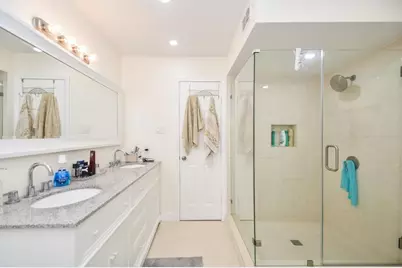 6304 Riverview Way, Houston, TX 77057 - Photo 14