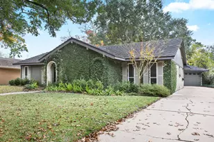 18306 Barbuda Ln, Houston, TX 77058 - Photo 4