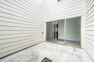 10402 Rancho Bernardo Ln, Sugar Land, TX 77498 - Photo 24