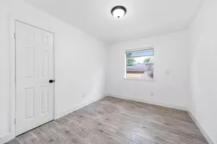 10402 Rancho Bernardo Ln, Sugar Land, TX 77498 - Photo 22