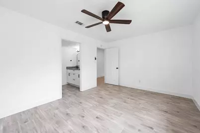 10402 Rancho Bernardo Lane, Sugar Land, TX 77498 - Photo 16
