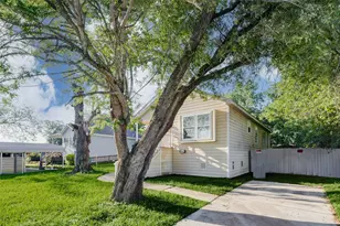 6054 Ridgeway Dr, Houston, TX 77033 - Photo 2