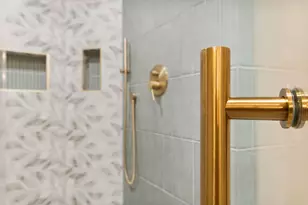 566 Beauregard Dr, Conroe, TX 77302 - Photo 14