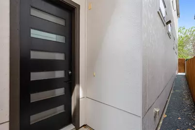 1136 Adele St Street, Houston, TX 77009 - Photo 4