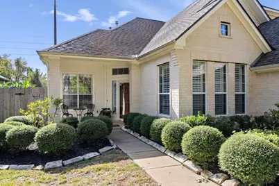 10310 Five Oaks Lane, Missouri City, TX 77459 - Photo 2