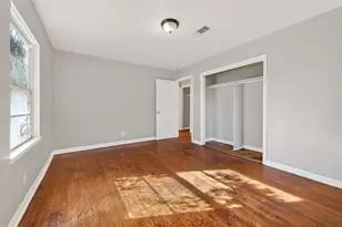 6127 Beldart St, Houston, TX 77033 - Photo 10