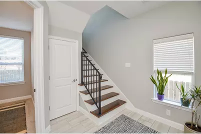 1223 W 19th Street #A, Houston, TX 77008 - Photo 4