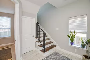 1223 W 19th St, Houston, TX 77008 - Photo 4