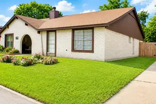 19307 Lazy Valley Dr, Katy, TX 77449 - Photo 2