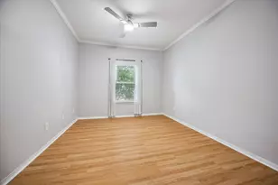 702 Bering Dr, Houston, TX 77057 - Photo 14