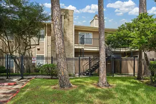 702 Bering Dr, Houston, TX 77057 - Photo 16