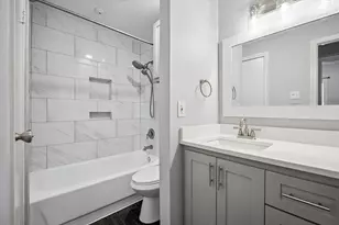 702 Bering Dr, Houston, TX 77057 - Photo 14