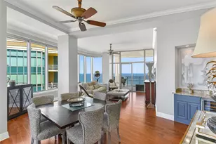 801 E Beach Dr, Galveston, TX 77550 - Photo 8