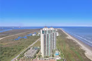 801 E Beach Dr, Galveston, TX 77550 - Photo 2