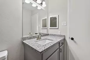 16613 Gold Ridge Ln, Houston, TX 77053 - Photo 22