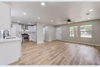 5611 Doulton Drive Drive, Houston, TX 77033 - Photo 4