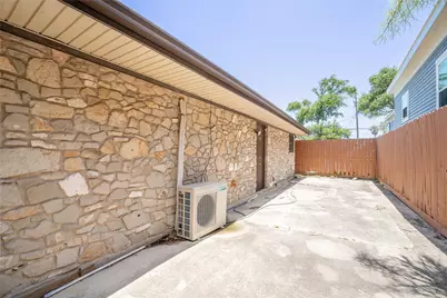 803 Sealy Street, Galveston, TX 77550 - Photo 26