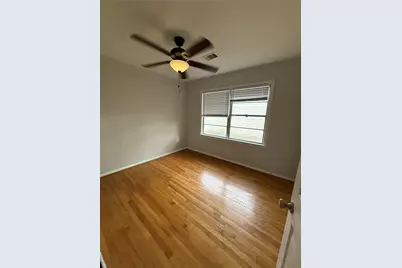 506 Gardenia Street, Lake Jackson, TX 77566 - Photo 2