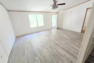 120 Acorn, Livingston, TX 77351 - Photo 2