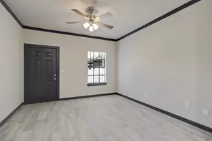 5626 Kittridge St, Houston, TX 77028 - Photo 8