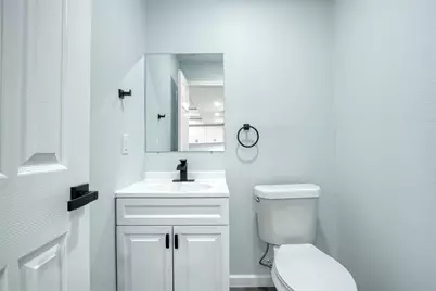 5727 Thrush Drive, Houston, TX 77033 - Photo 8