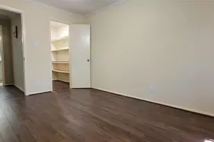 9700 Leawood Blvd, Houston, TX 77099 - Photo 16