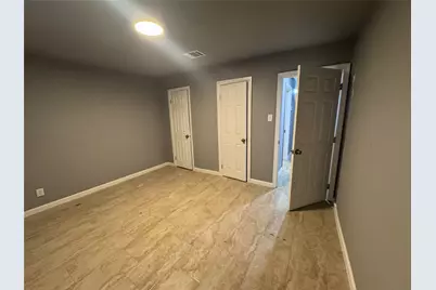 4933 Alvin Street, Houston, TX 77033 - Photo 4