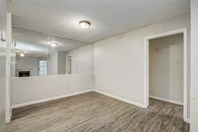 9797 Leawood Boulevard #903, Houston, TX 77099 - Photo 8