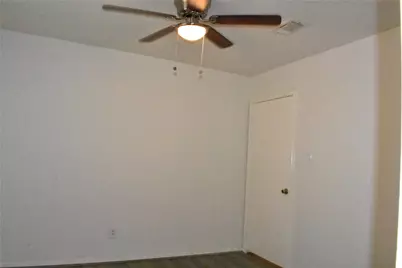 10427 Huntington Wood Drive, Houston, TX 77099 - Photo 22