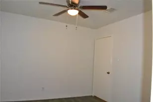 10427 Huntington Wood Dr, Houston, TX 77099 - Photo 22