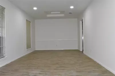 10427 Huntington Wood Drive, Houston, TX 77099 - Photo 6