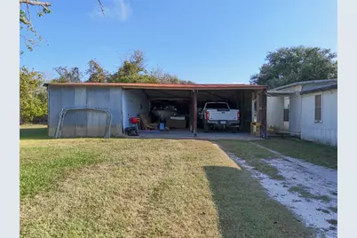 686 County Road 257, Matagorda, TX 77457 - Photo 4