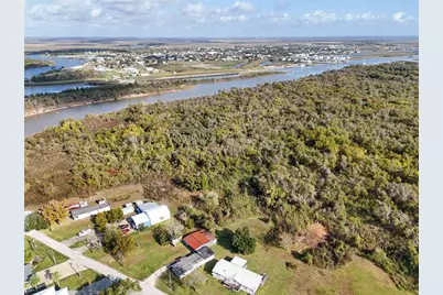 686 County Road 257, Matagorda, TX 77457 - Photo 30