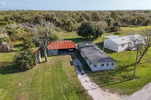 686 Cr 257, Matagorda, TX 77457 - Photo 6