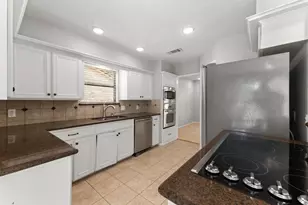 2731 Field Line Dr, Sugar Land, TX 77479 - Photo 20