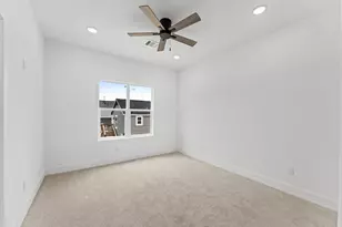 514 Melbourne St, Houston, TX 77022 - Photo 26