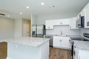 14010 Longstreet Building 6, Willis, TX 77318 - Photo 6