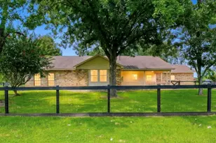 22035 Buescher Rd, Tomball, TX 77377 - Photo 2
