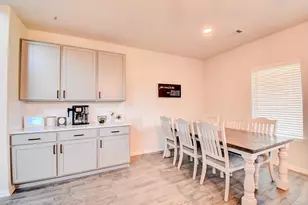 297 Twin Lakes Blvd W, West Columbia, TX 77486 - Photo 16