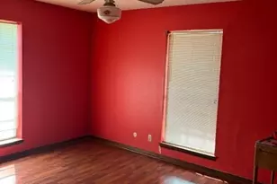 21 N Avenue D, Freeport, TX 77541 - Photo 8