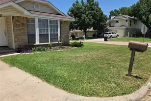 12902 Skymeadow Dr, Houston, TX 77082 - Photo 2