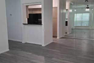 2025 Augusta Dr, Houston, TX 77057 - Photo 8